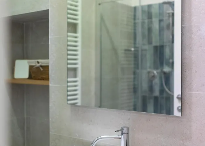 公寓 Cairoli Lifestyle *